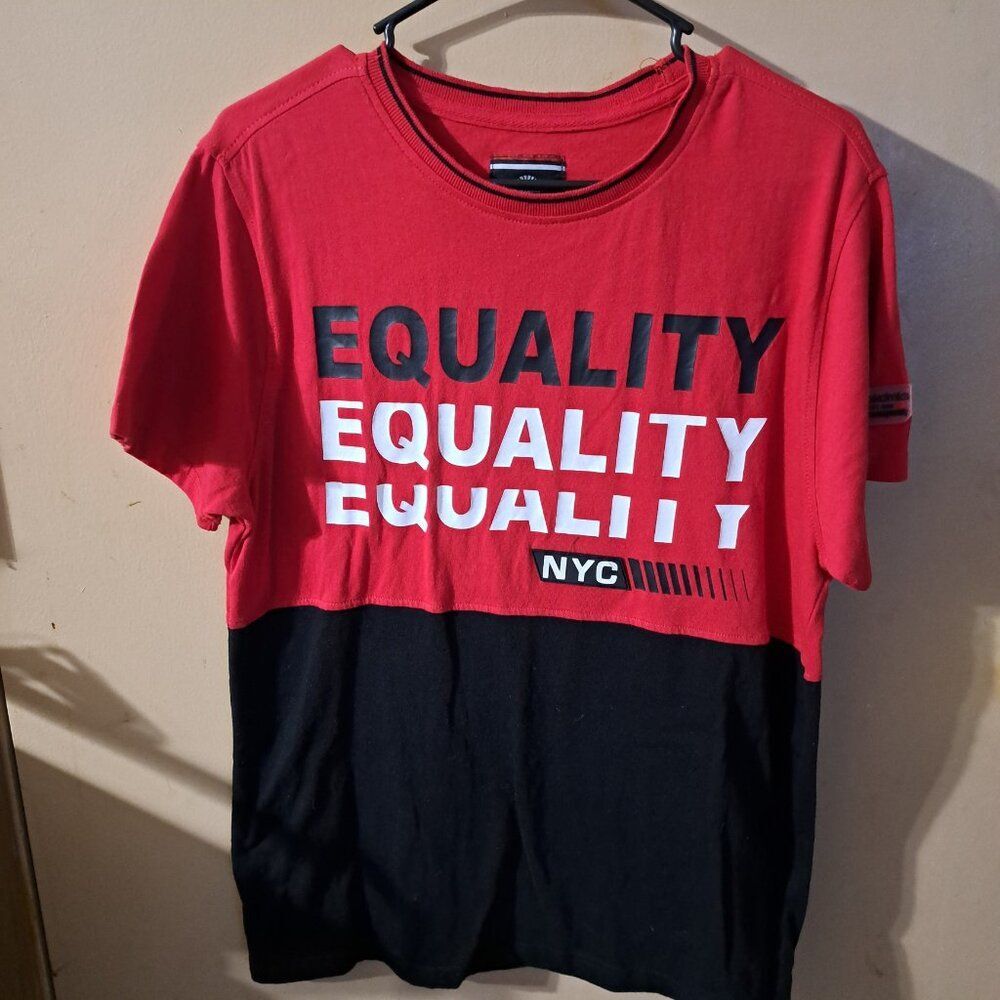 Akademiks Red/Black Size Medium Designer T Shirt Men's